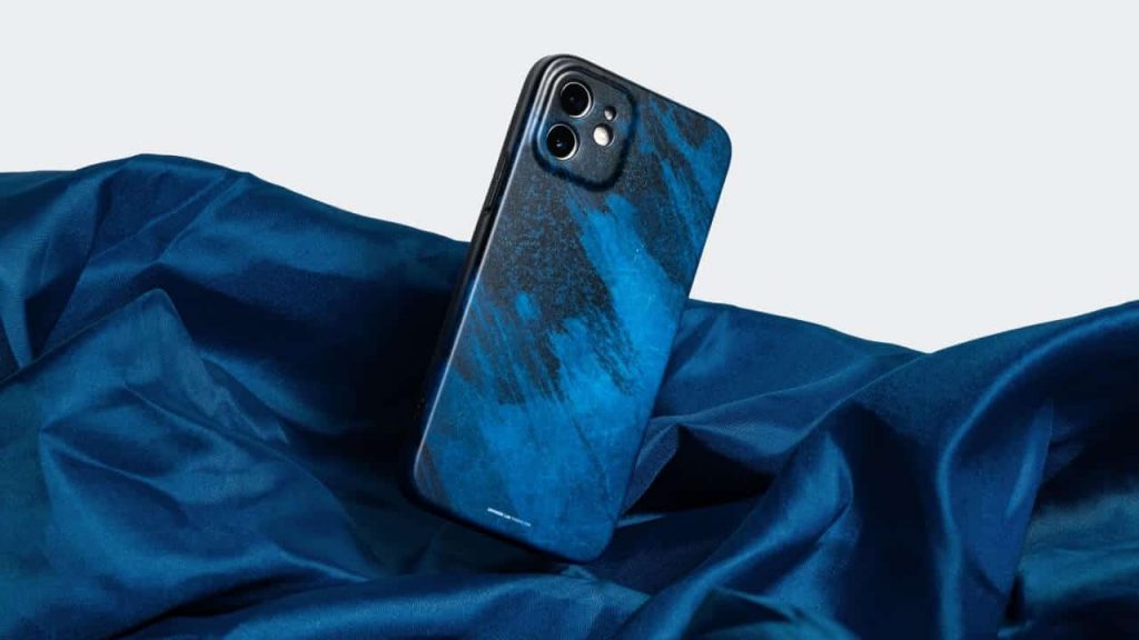 Launch-a-Shopify-Phone-Case-Storefront